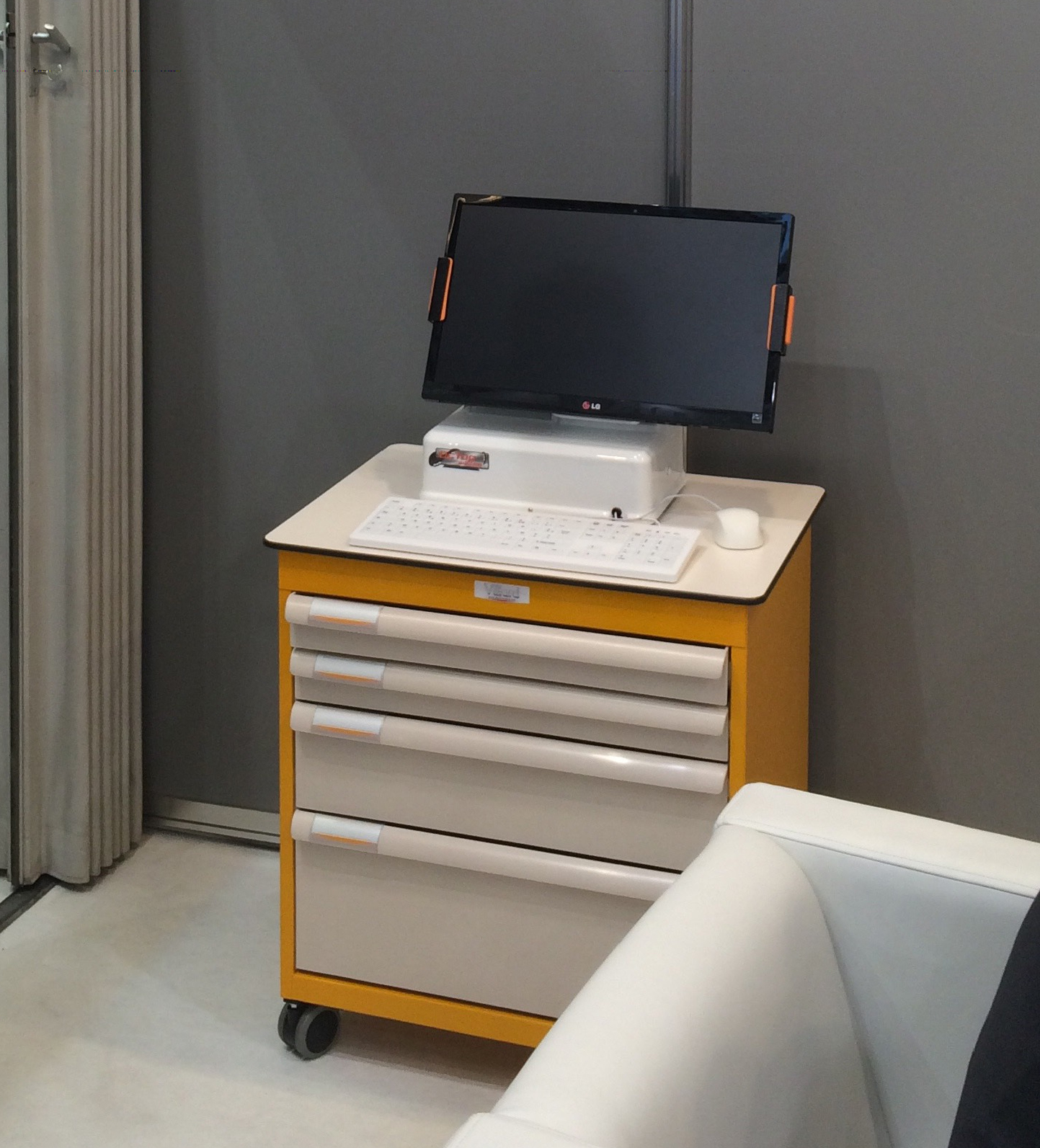 Octop system Medica Dusseldorf Stand Villard